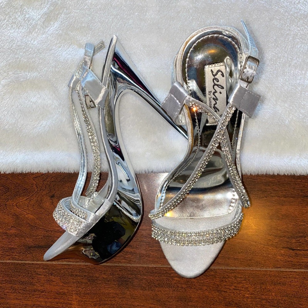 Selena by Summer Rio Silver Platform Heels size 8.5